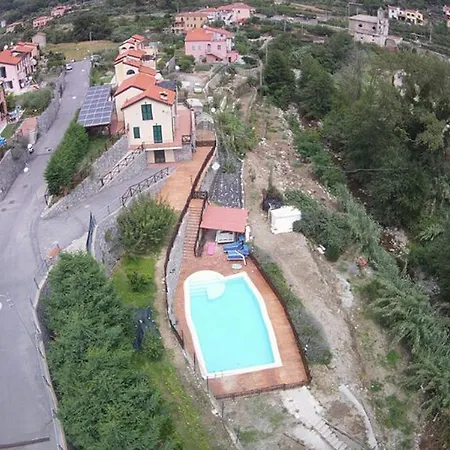 La Sorgente Apartment With Private Pool شقة